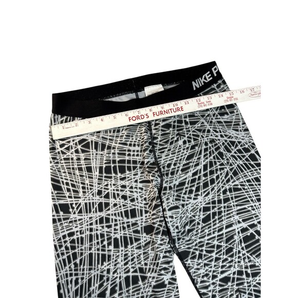 Nike Pro Cool Tracer Capri 3/4 Leggings Black Wolf White X-Large Active Workout - Picture 4 of 9